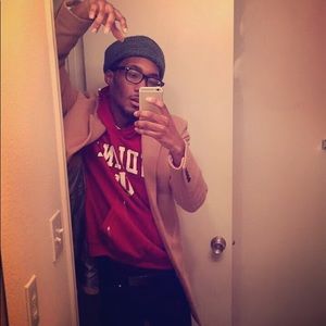 Meet your Posher, Corey